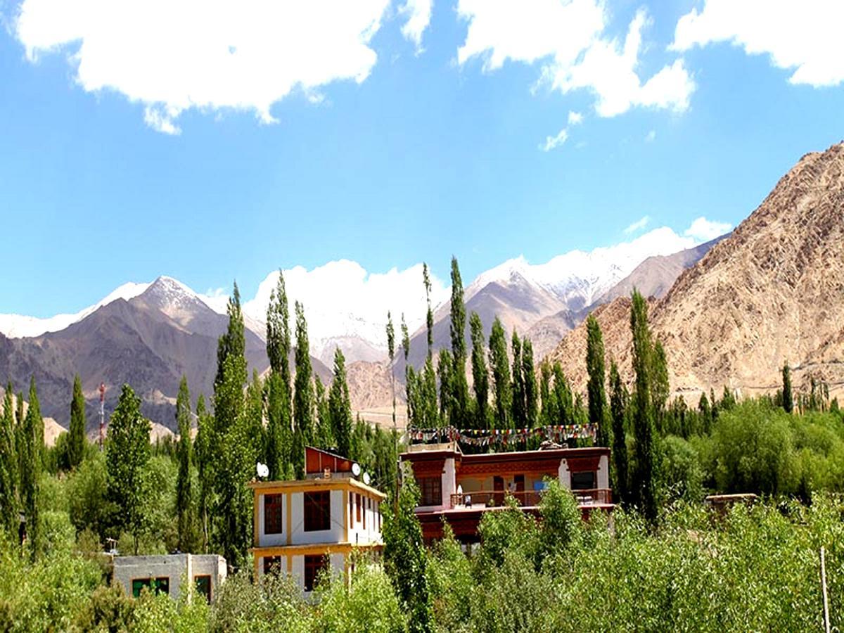The Hotel Himalaya, レー エクステリア 写真