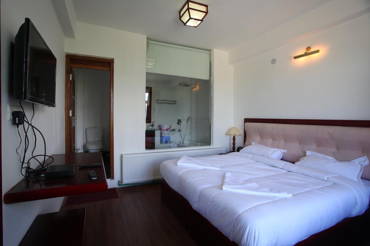 The Hotel Himalaya, レー エクステリア 写真