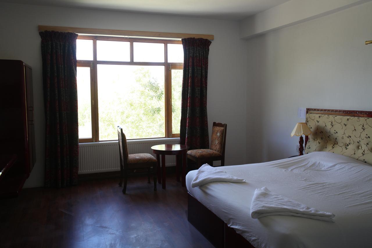 The Hotel Himalaya, レー エクステリア 写真