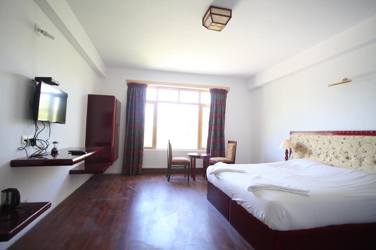The Hotel Himalaya, レー エクステリア 写真